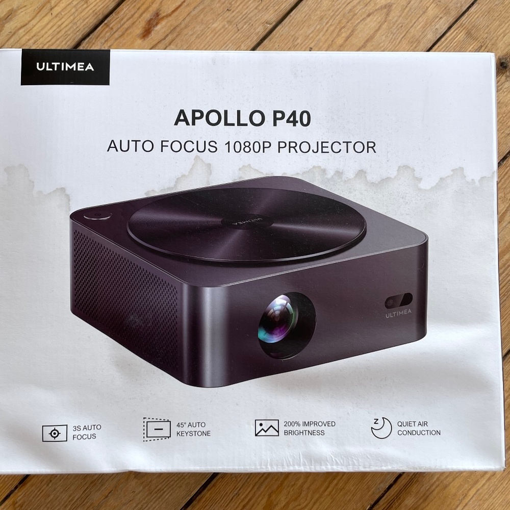 Ultimea Apollo P40 Projector